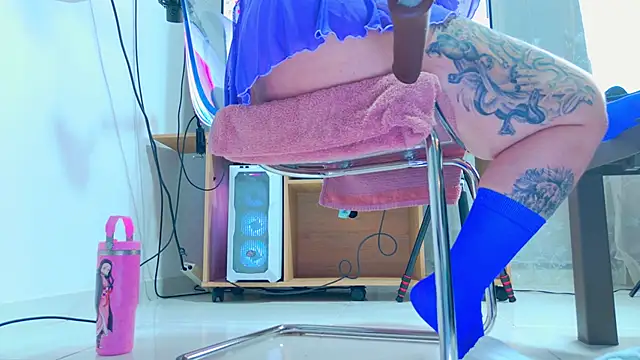 Snapshot of NathaxaLeans chatting on December 2025 11:45:02 AM NathaxaLeans online show from December 2025 11:45:02 AM