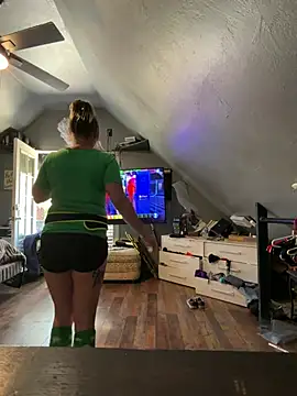 SummerBlueMoon online show from March 2026 06:00:01 PM