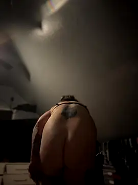 SummerBlueMoon online show from November 2025 06:35:02 AM