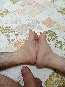 Hardapple01 online show from November 2025 10:02:02 PM