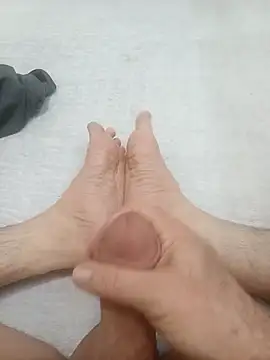 Hardapple01 online show from February 2025 02:25:01 AM