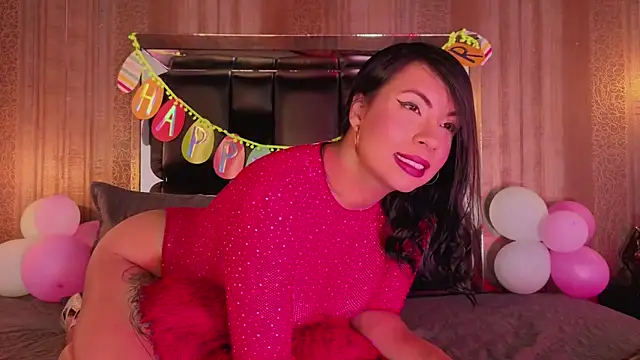 MishaKinki online show from April 2026 07:09:02 PM