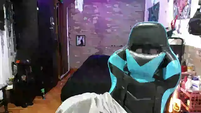 AngelaQueen  online show from November 2025 07:25:02 PM