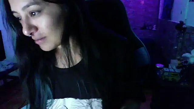 AngelaQueen  online show from October 2025 06:05:01 PM