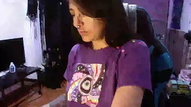 AngelaQueen  online show from October 2025 06:01:02 PM