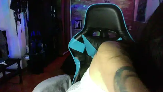 AngelaQueen  online show from September 2025 06:40:01 PM