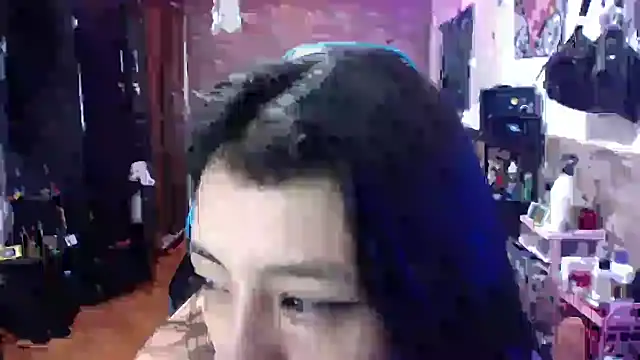 Snapshot of AngelaQueen_ chatting on June 2026 06:49:01 PM AngelaQueen online show from June 2026 06:49:01 PM