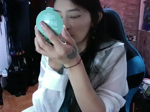 AngelaQueen  online show from October 2025 05:14:02 PM