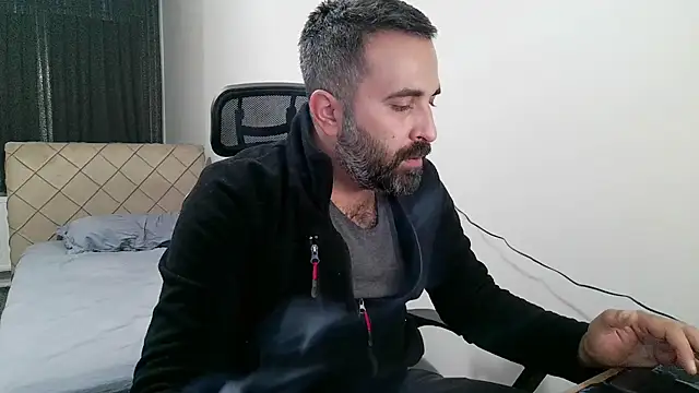 Snapshot of tgltplsr chatting on November 2025 09:41:01 PM tgltplsr online show from November 2025 09:41:01 PM