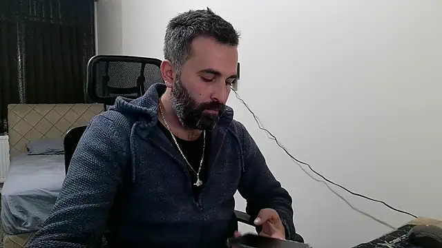 Snapshot of tgltplsr chatting on November 2025 09:48:01 PM tgltplsr online show from November 2025 09:48:01 PM