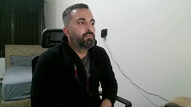 Snapshot of tgltplsr chatting on November 2025 10:14:01 PM tgltplsr online show from November 2025 10:14:01 PM