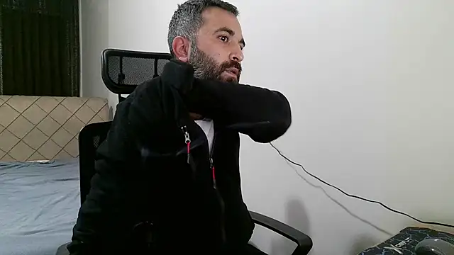 Snapshot of tgltplsr chatting on November 2025 04:11:01 AM tgltplsr online show from November 2025 04:11:01 AM