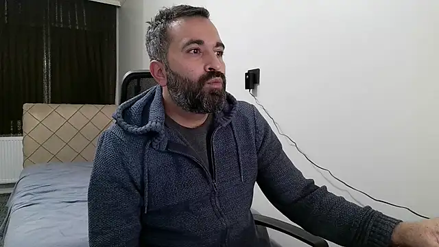 Snapshot of tgltplsr chatting on November 2025 02:01:01 AM tgltplsr online show from November 2025 02:01:01 AM