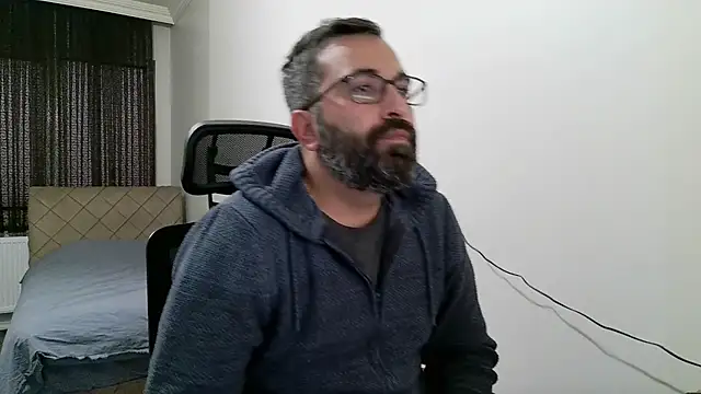 Snapshot of tgltplsr chatting on November 2025 04:56:01 AM tgltplsr online show from November 2025 04:56:01 AM