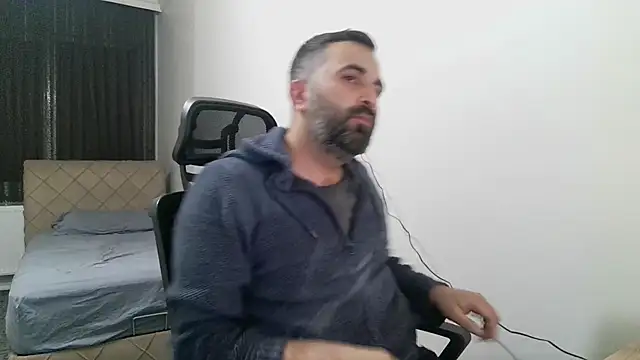 Snapshot of tgltplsr chatting on November 2025 09:20:02 PM tgltplsr online show from November 2025 09:20:02 PM