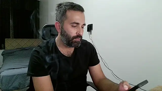 Snapshot of tgltplsr chatting on October 2025 08:20:02 PM tgltplsr online show from October 2025 08:20:02 PM