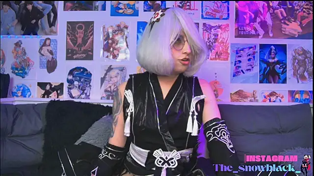 snowblack  online show from February 2026 03:45:02 PM