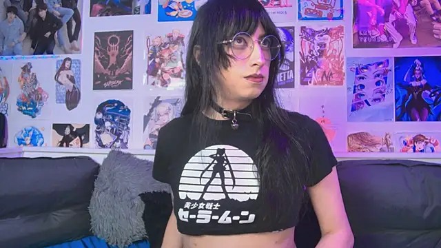 snowblack  online show from September 2025 03:34:01 PM