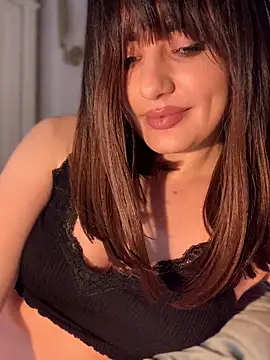 Lady ken online show from February 2026 06:14:01 PM