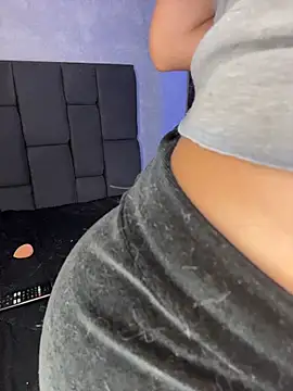 lena banks online show from November 2025 10:46:01 PM