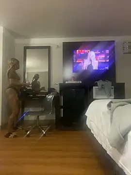SlimBeenBadd1981 online show from February 2025 08:52:02 AM