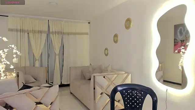 Snapshot of LunaBaker-1 chatting on February 2026 07:51:01 AM LunaBaker-1 online show from February 2026 07:51:01 AM