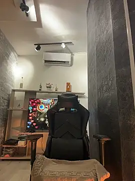 LunaBaker-1 online show from November 2025 08:42:02 PM