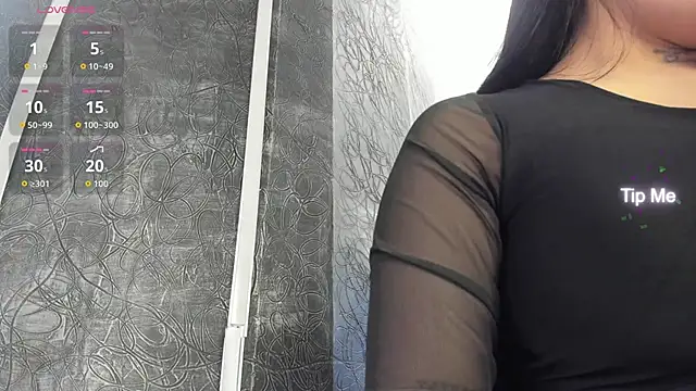 LunaBaker-1 online show from December 2025 08:32:02 PM