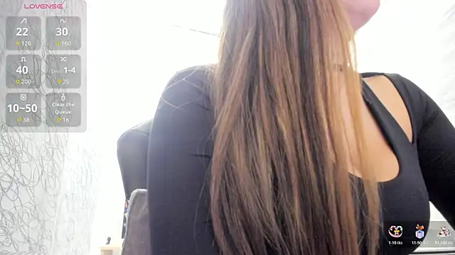 Snapshot of LunaBaker-1 chatting on January 2026 08:34:02 PM LunaBaker-1 online show from January 2026 08:34:02 PM