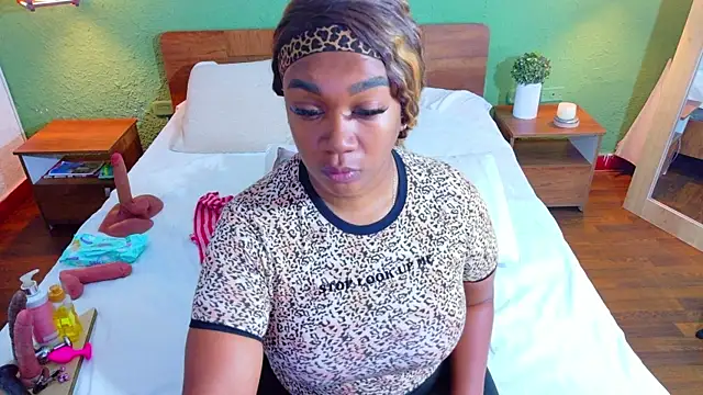 dannaahbrown online show from April 2026 01:18:01 PM