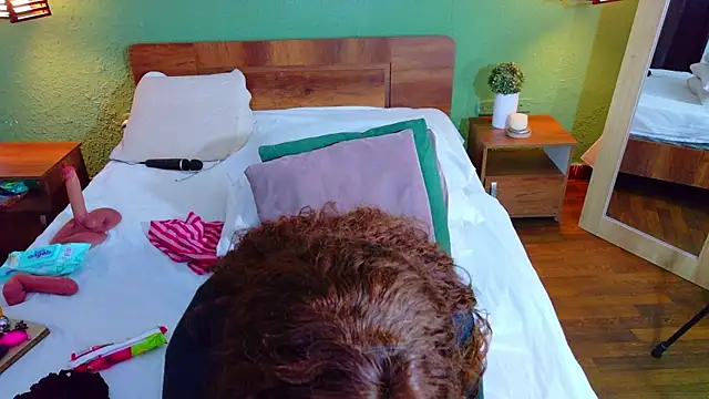 dannaahbrown online show from April 2026 06:04:02 PM