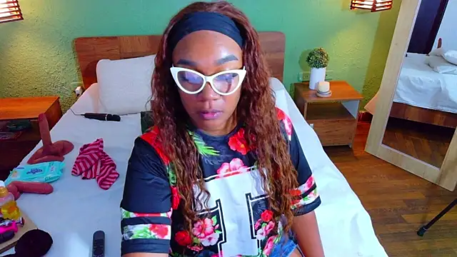 dannaahbrown online show from April 2026 06:36:02 PM