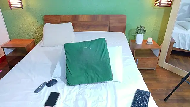 Snapshot of dannaahbrown chatting on October 2025 06:31:01 PM dannaahbrown online show from October 2025 06:31:01 PM