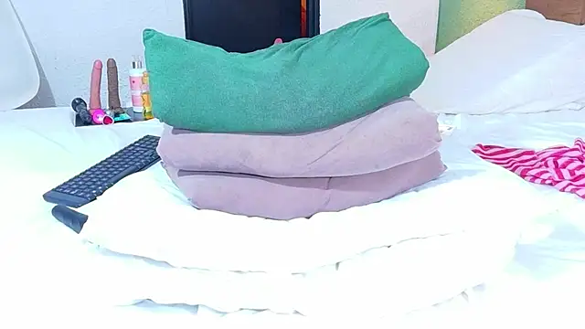 Snapshot of dannaahbrown chatting on November 2025 04:22:01 PM dannaahbrown online show from November 2025 04:22:01 PM