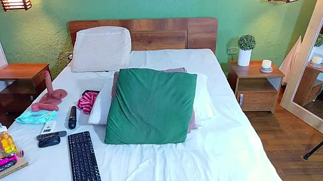 dannaahbrown online show from March 2026 05:51:02 PM