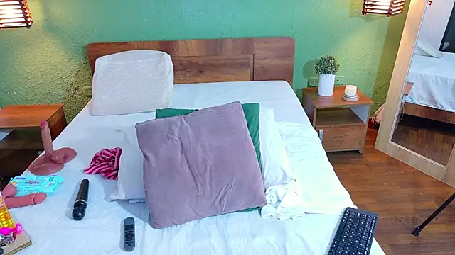 dannaahbrown online show from March 2026 01:28:02 PM