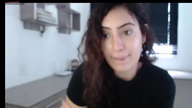 MIYESSI online show from February 2025 03:41:02 PM