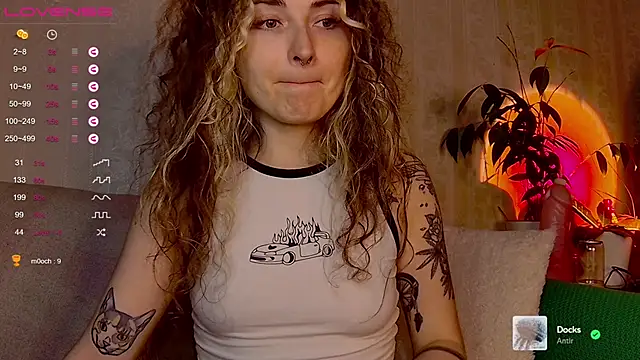 IttyKitty online show from April 2026 12:01:02 AM