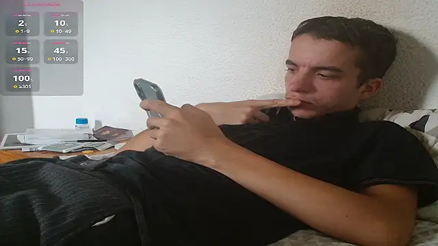 Tombgy07 online show from September 2025 01:00:02 PM