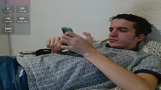 Tombgy07 online show from October 2025 07:00:02 PM