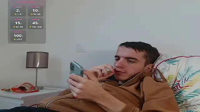 Tombgy07 online show from November 2025 02:40:01 PM