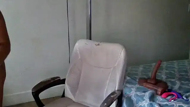 Snapshot of YasmineMinaj chatting on July 2026 09:15:01 PM YasmineMinaj online show from July 2026 09:15:01 PM