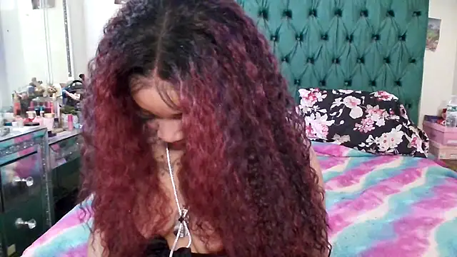 Snapshot of YasmineMinaj chatting on January 2026 06:44:02 PM YasmineMinaj online show from January 2026 06:44:02 PM