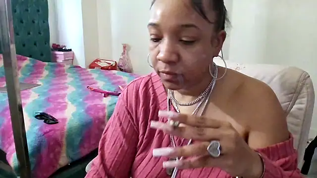 Snapshot of YasmineMinaj chatting on January 2026 06:04:01 PM YasmineMinaj online show from January 2026 06:04:01 PM