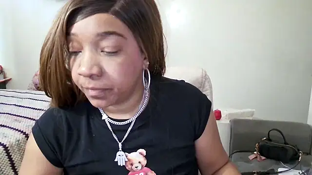 YasmineMinaj online show from December 2025 03:02:02 PM