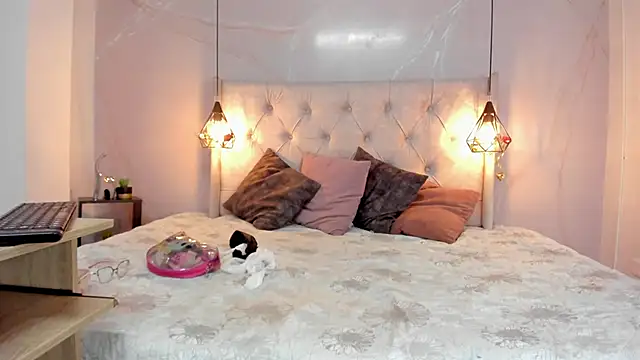 Snapshot of SakuraLee_ chatting on September 2025 01:39:02 PM SakuraLee online show from September 2025 01:39:02 PM