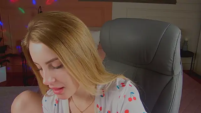 Snapshot of anita_blairr chatting on February 2026 01:16:02 AM anita blairr online show from February 2026 01:16:02 AM