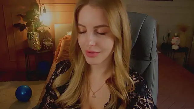 anita blairr online show from December 2025 01:00:01 AM