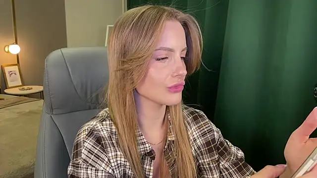 anita blairr online show from April 2026 01:07:01 AM