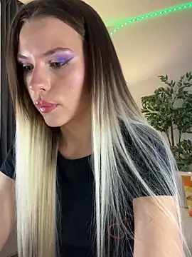 KittyKatyDream online show from February 2025 06:13:02 PM